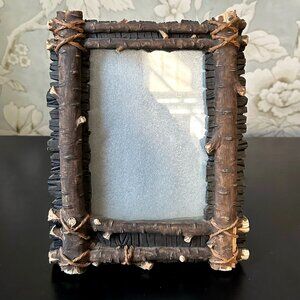 Vintage 90s “Wooden Stick” Tabletop Picture Frame for 4x6 Photo